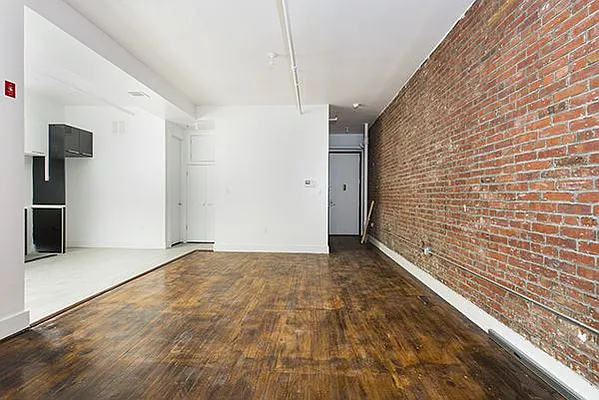 Rented by Bold New York | media 15