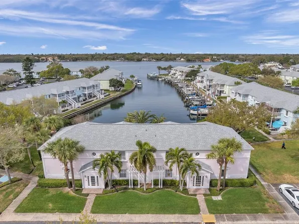 5157 Beach Dr SE APT D, Saint Petersburg, FL 33705
