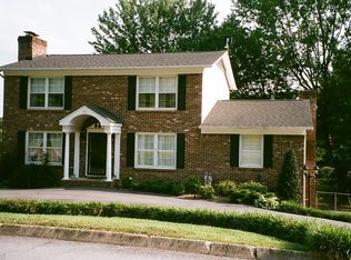 296 Shipley Dr, Bristol, VA 24201