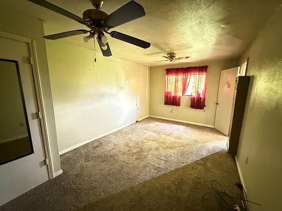 2nd image of 8821 NE 50th St