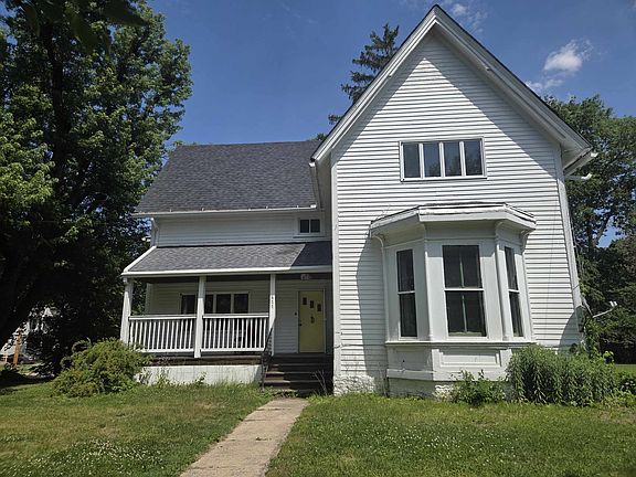 2nd image of 411 N 6th St