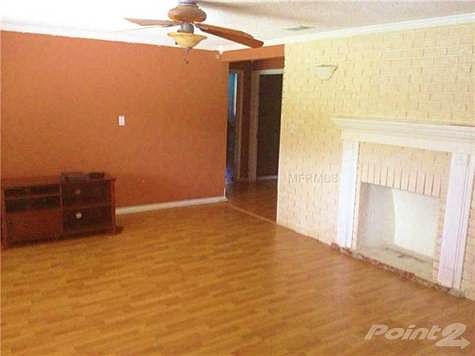 4th image of 11924 Riverhills Dr
