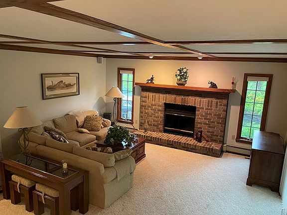 5th image of 10178 Nancy Dr