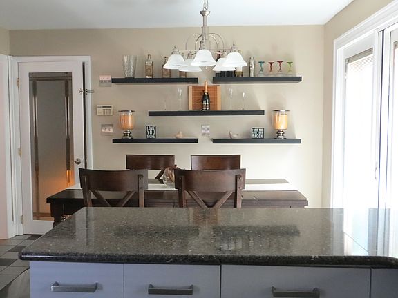 5th image of 6 Forest Hill Dr