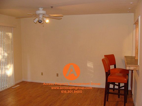 5th image of 4160 Woodrush Ln NW