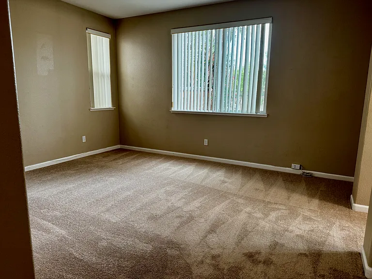 2706 Serene Ct — Photo 26
