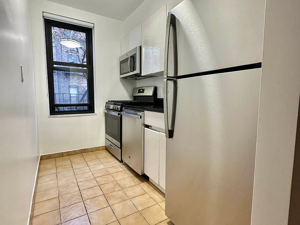 2nd image of 436-442 E 81st St #J
