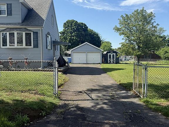 4th image of 30 Murray Ave