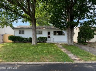 1423 Thomas St, Point Pleasant Beach, NJ 08742