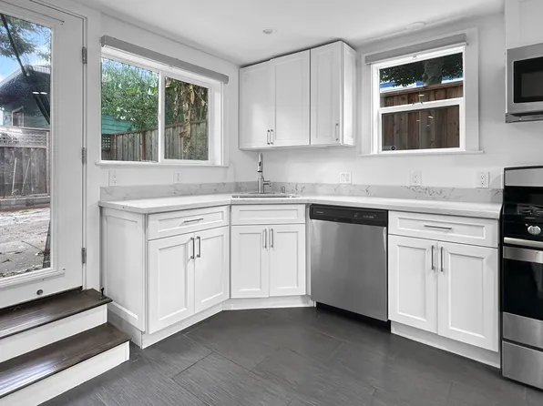 908 55th St, Oakland, CA 94608