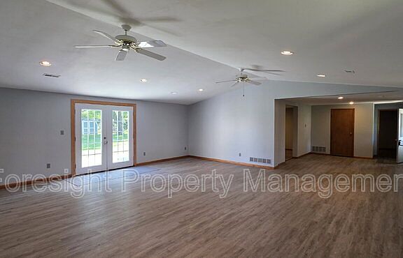 2nd image of 6470 Sherman Rd