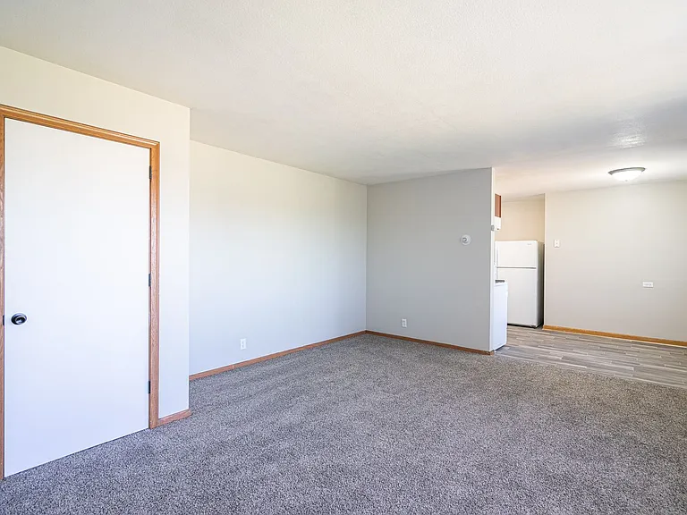 4055 Lyndale Ave N — Photo 15