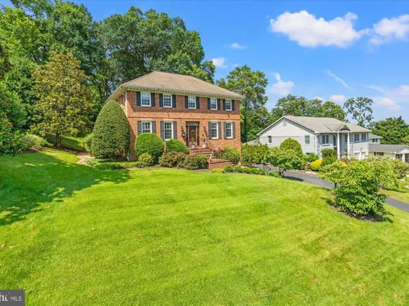 1904 Belle Haven Rd, Alexandria, VA 22307