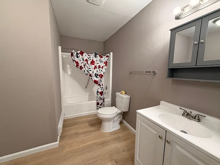 199 Sheppard St — Photo 7