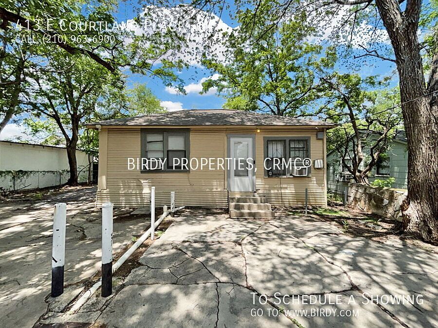 1st image of 413 E Courtland Pl #4