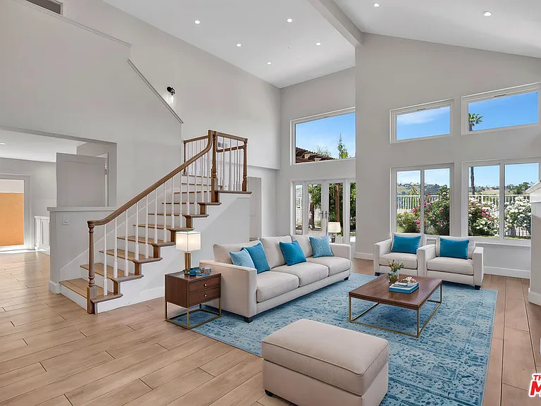 24701 Calle Conejo — Photo 8