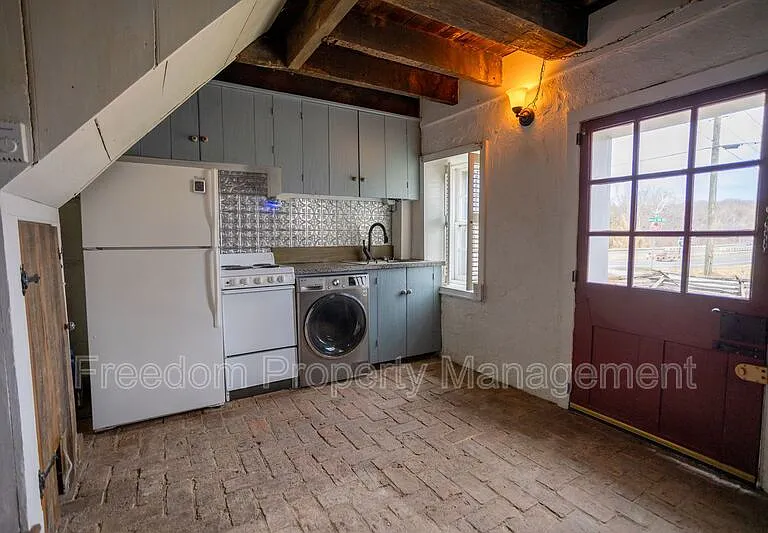 8200 Buckland Mill Rd — Photo 9