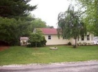 4250 Tuxhorn Rd, Springfield, IL 62712