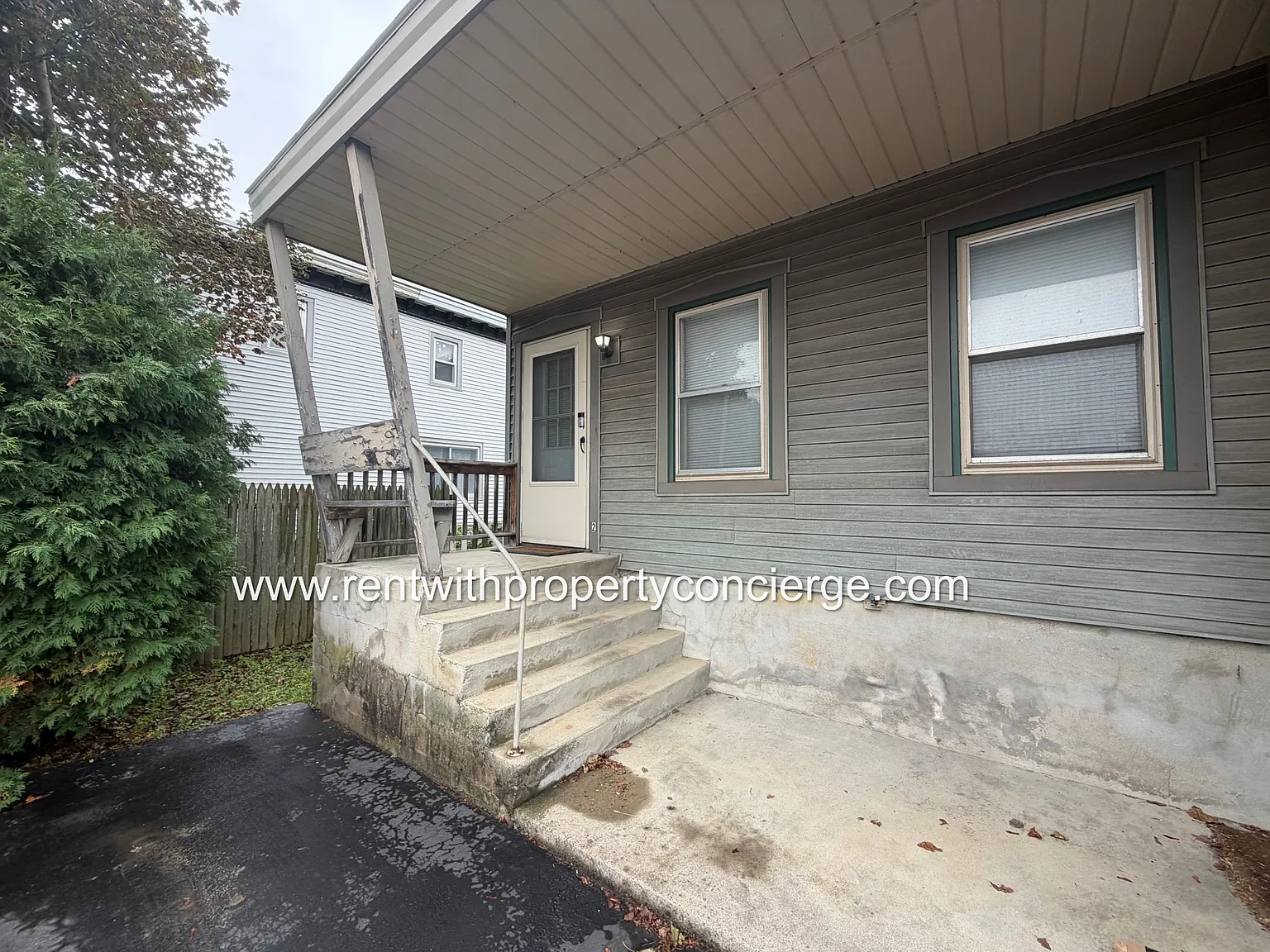 13 Lincoln Avenue - 2 — Photo 2