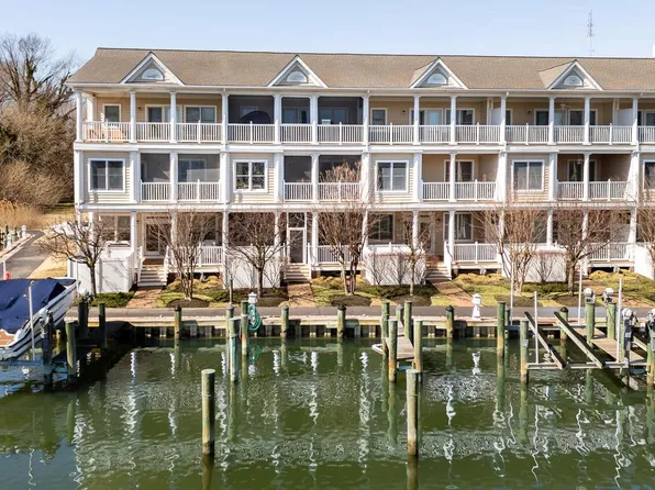 202 Muir St #202, Cambridge, MD 21613