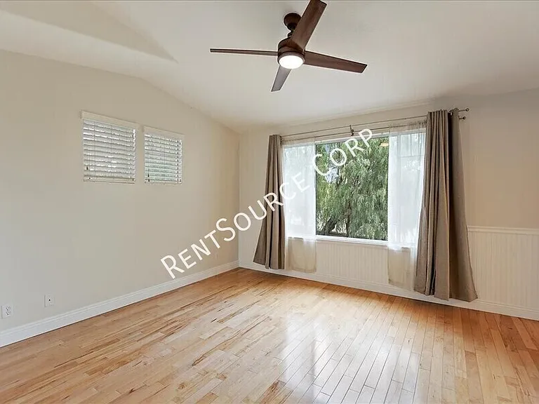 22900 Cheyenne Dr — Photo 7