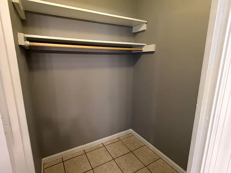 2510 Jones Blvd — Photo 6