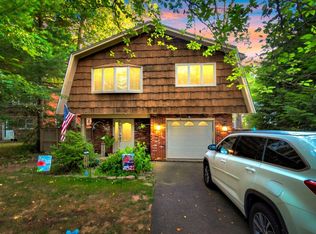 52 River Rd, Stanhope, NJ 07874