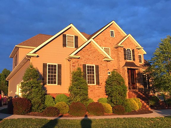 5th image of 765 Megan Ln