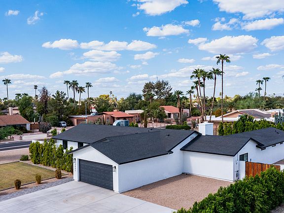 2nd image of 5802 E VOLTAIRE Avenue
