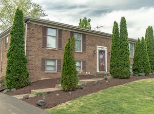 1800 Circleview Dr, La Grange, KY 40031