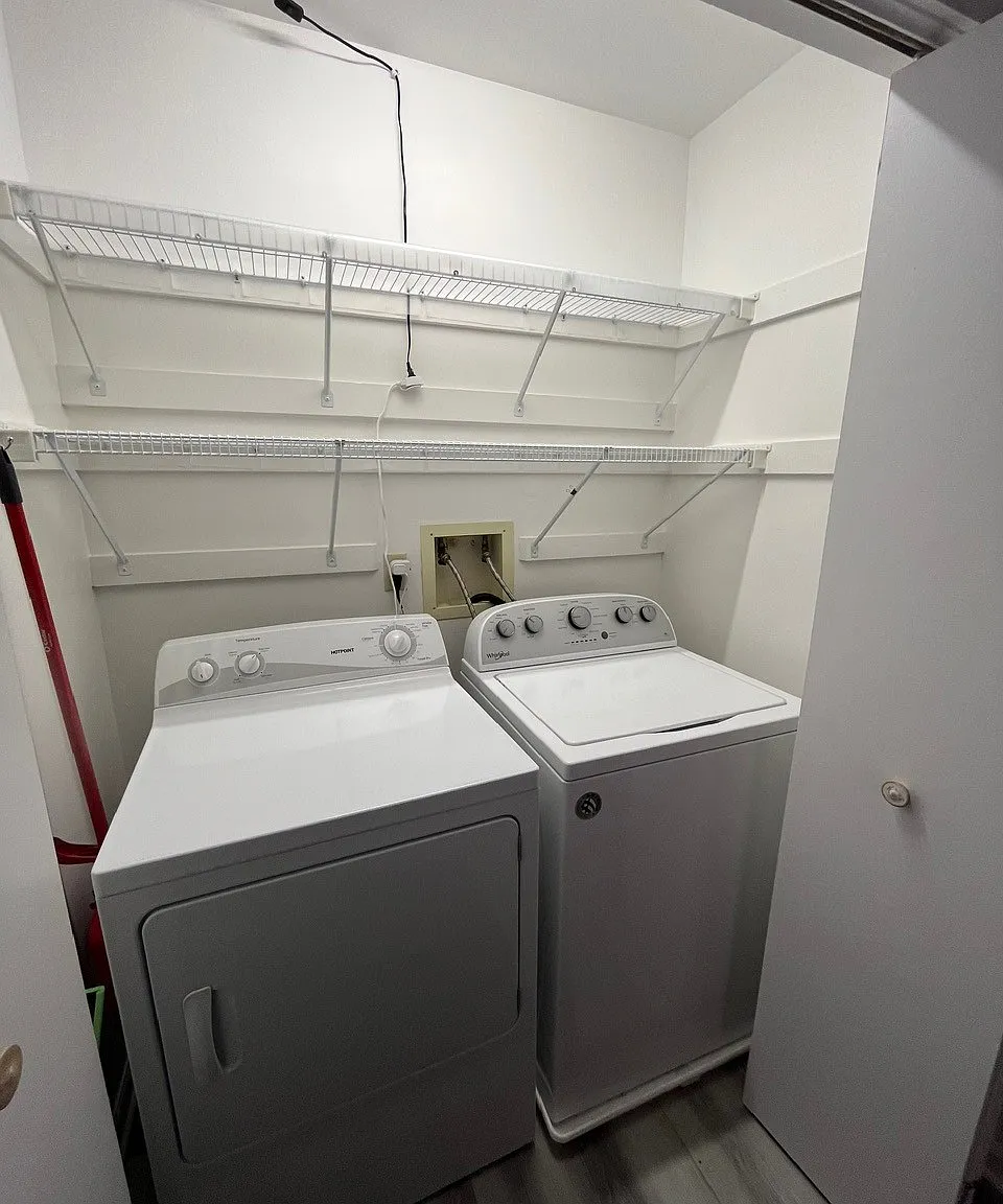 3 bed, 1.5 bath, 1200 sqft, $2,200 — Photo 4