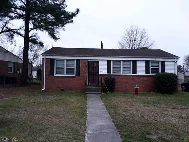 1st image of 3008 Menands Dr