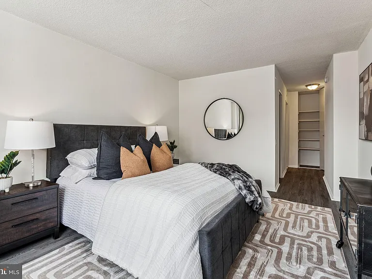 1326 Spruce St #42-1503 — Photo 17