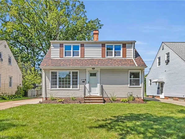 5700 E 141st St, Maple Heights, OH 44137