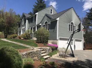 40 Equestrian Dr, North Andover, MA 01845