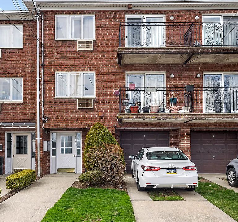 7909 Seaview Ave Brooklyn, NY, 11236 Apartments for Rent Zillow