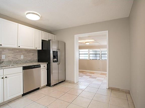 5th image of 178 Lakeside Dr