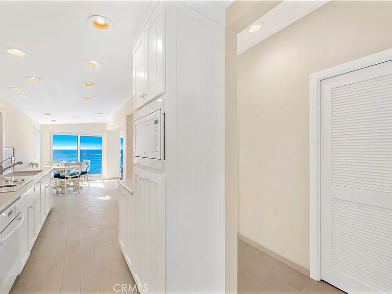 1051A Gaviota Dr — Photo 11