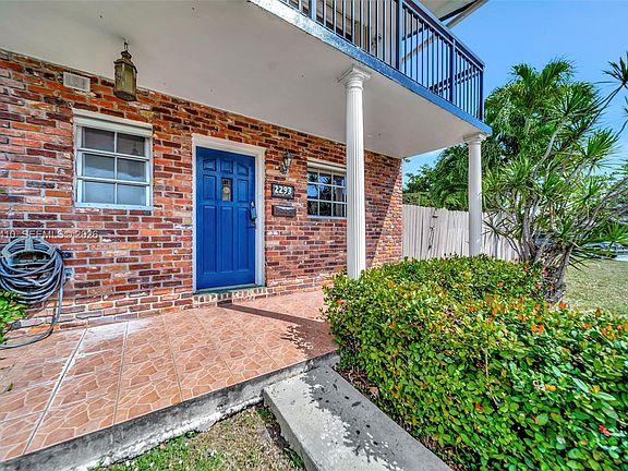 3rd image of 2293 NE 122nd St #2293