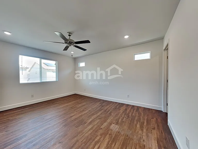 2726 Fierce Star Ave — Photo 9