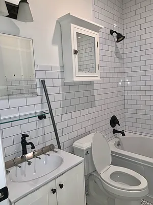 Rented by Brooklyn Group | media 24