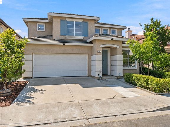 2nd image of 1895 Travertine Way