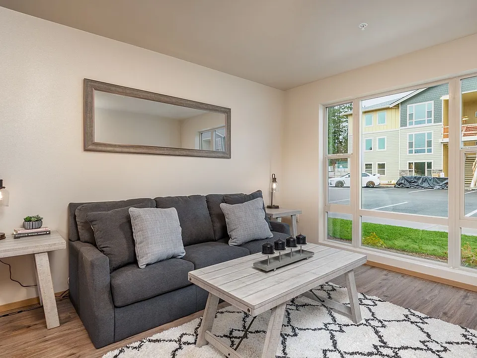 M1249 - Park Terrace Apartments