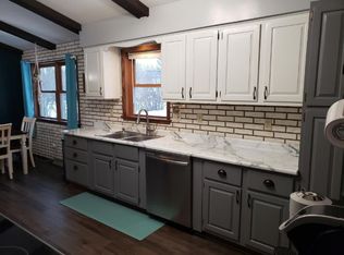 192 Hillcrest Ave, Spicer, MN 56288