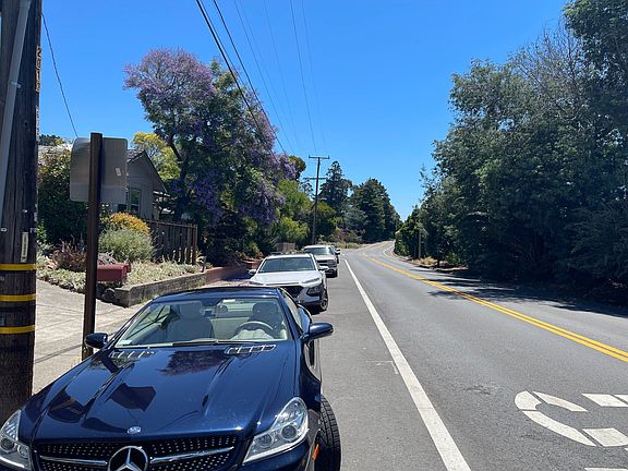 5th image of 120 Villa Ave