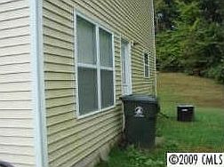 2nd image of 8 Riverside St