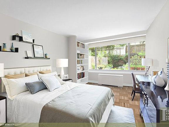 4th image of 315 W 70th St APT 1H