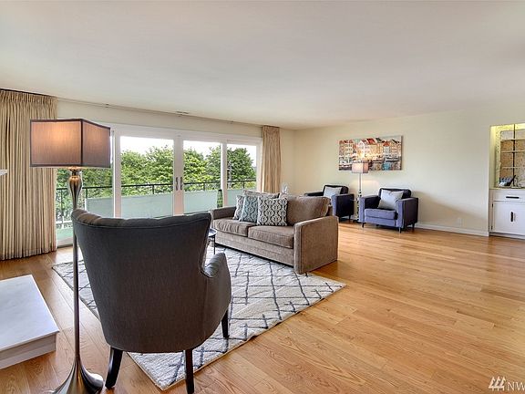 5th image of 2565 Dexter Ave N APT 103