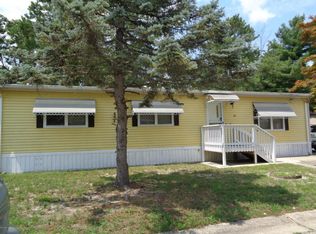 20 Arbor St, Whiting, NJ 08759