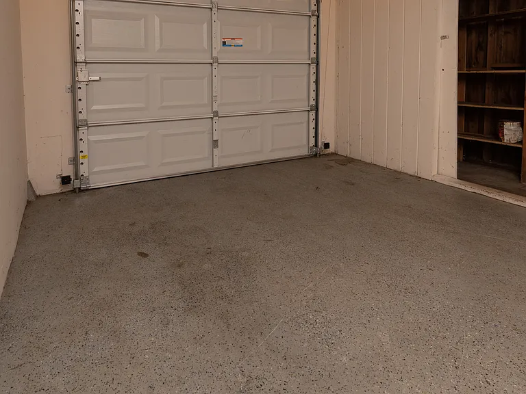 15323 SE 42nd St — Photo 34